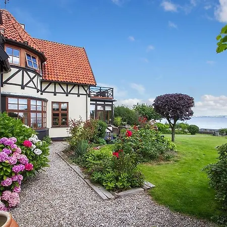 بيت ضيافة Bb By The Sea Helsingor